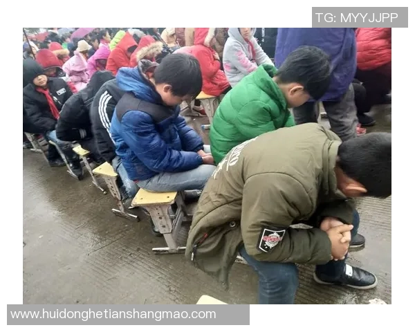 比伯与足球明星的友谊之路揭秘他们的互动与合作背后的故事